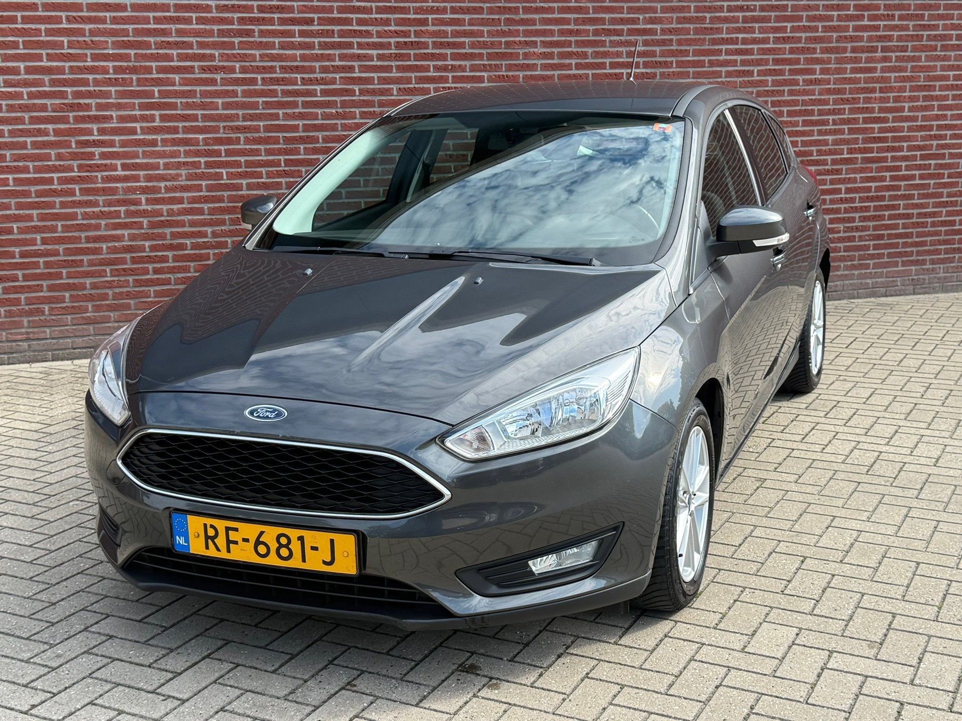 Ford Focus 1.0 Lease Edition / Nap / Airco / Cruise / Parkee, Auto's, 101 pk, Gebruikt, Euro 6, 635 kg