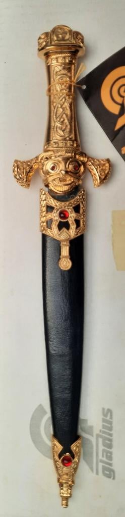 Odin Dagger met standaard, Verzenden, Overige soorten, Overige gebieden, Mes of Dolk