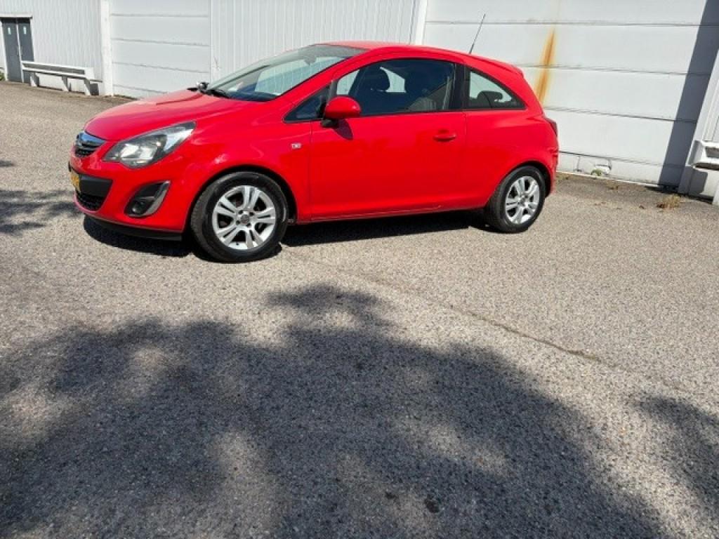 Opel CORSA 1.2-16V Berlin, Auto's, Voorwielaandrijving, Euro 5, 4 cilinders, Met garantie (alle)