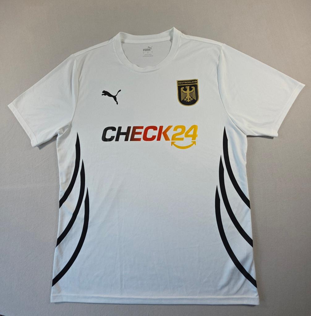 Puma Deutschland Check24 Shirt Maat L, Sport en Fitness, Voetbal, Service@puma.com, Shirt, Verzenden, Maat L