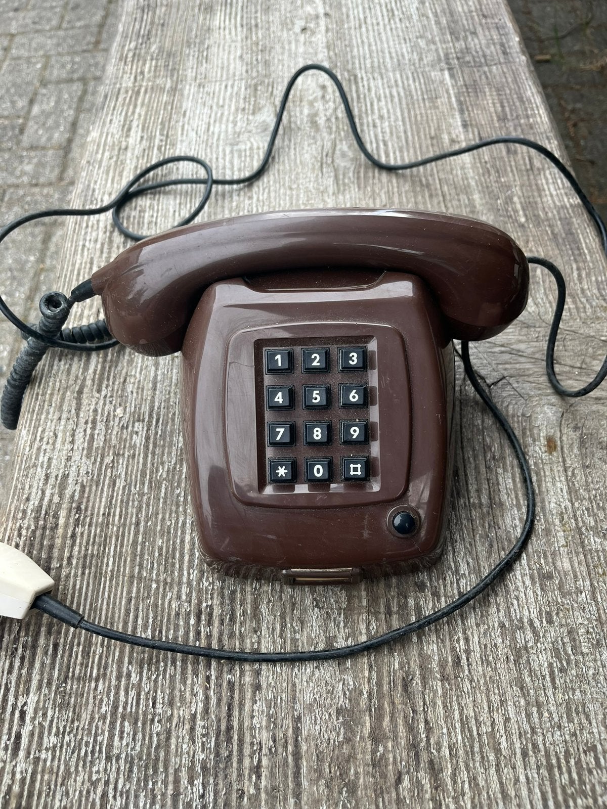 T65 TDK PTT druktoets telefoon Mokka bruin april 1980 €24,50, Telecommunicatie, Ophalen of Verzenden, Gebruikt