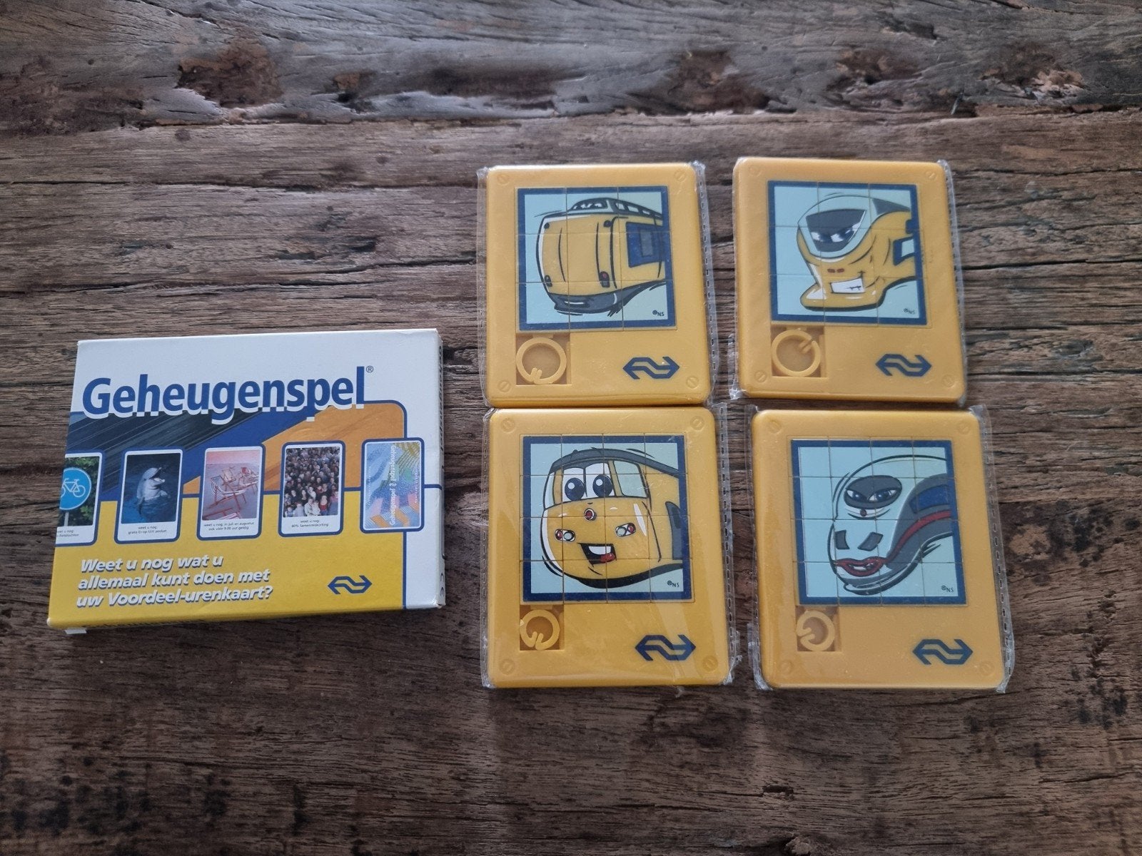 NS spel VDU + 4 Railrunner spelletjes, Ophalen of Verzenden, Nieuw, Trein, Overige typen
