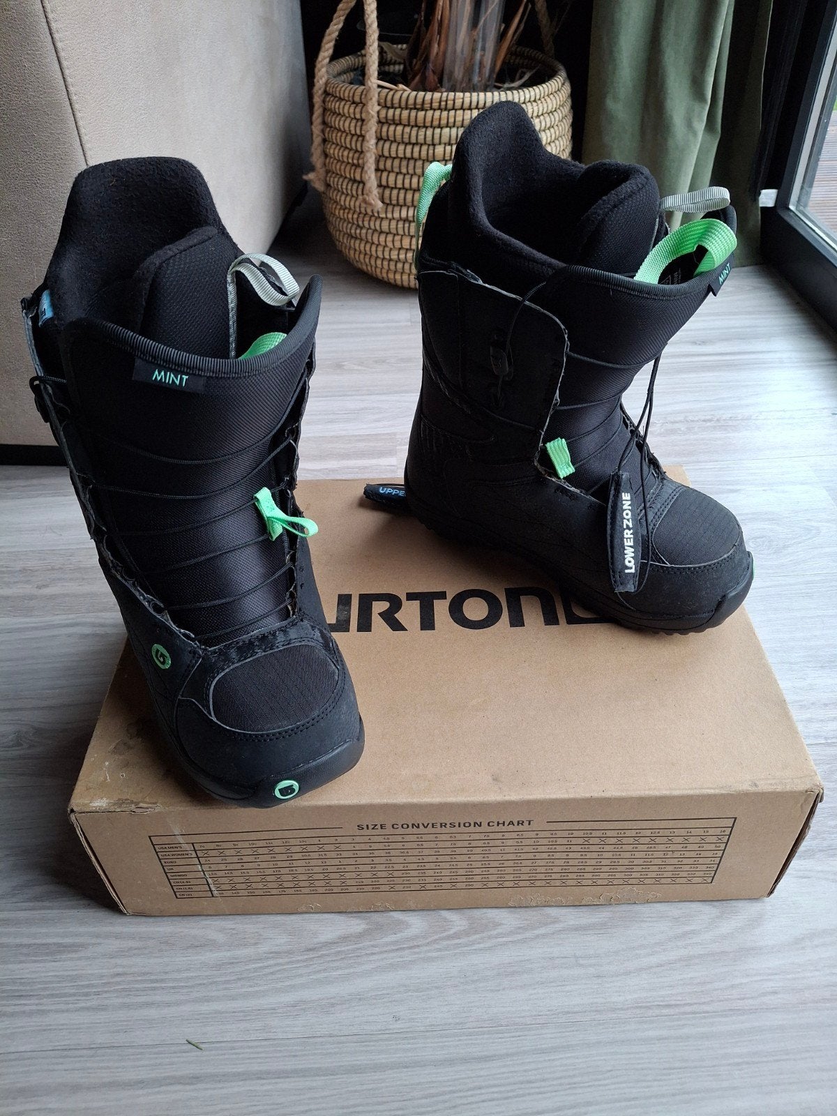 Burton dames snowboardschoenen mint maat 38 Nieuw in doos, Ophalen, Nieuw, Schoenen