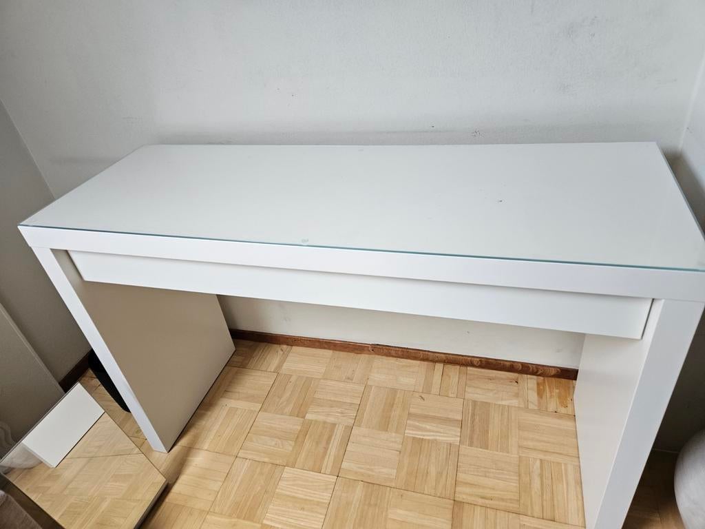 Ikea malm makeup tafel bureau, Huis en Inrichting, Bureaus, Ophalen, Zo goed als nieuw