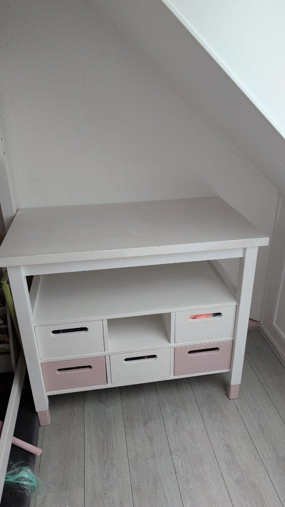 Hoge kast en commode, Gebruikt, Kast, 50 tot 70 cm, 105 cm of meer