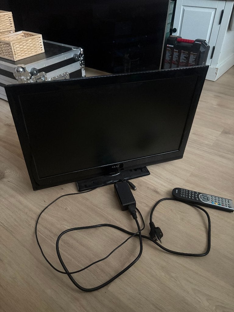 Akai tv 60cm - ALED2405TBK, LED, 50 Hz, HD Ready (720p), Zo goed als nieuw