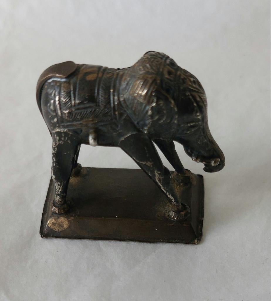 Oud bronzen olifantje India, Ophalen of Verzenden