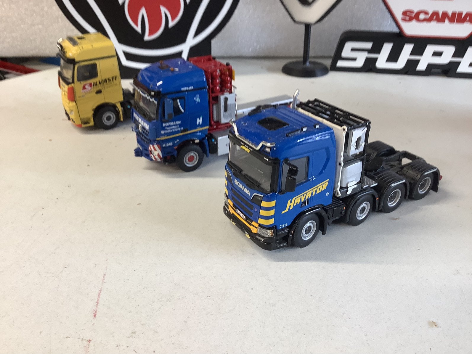 3 trucks, Hobby en Vrije tijd, Modelauto's | 1:50, Ophalen of Verzenden, Zo goed als nieuw, Bus of Vrachtwagen, Wsi