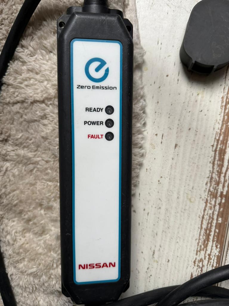 Thuislader Nissan leaf, Auto diversen, Laadpalen, Zo goed als nieuw, Laadkabel, Ophalen of Verzenden