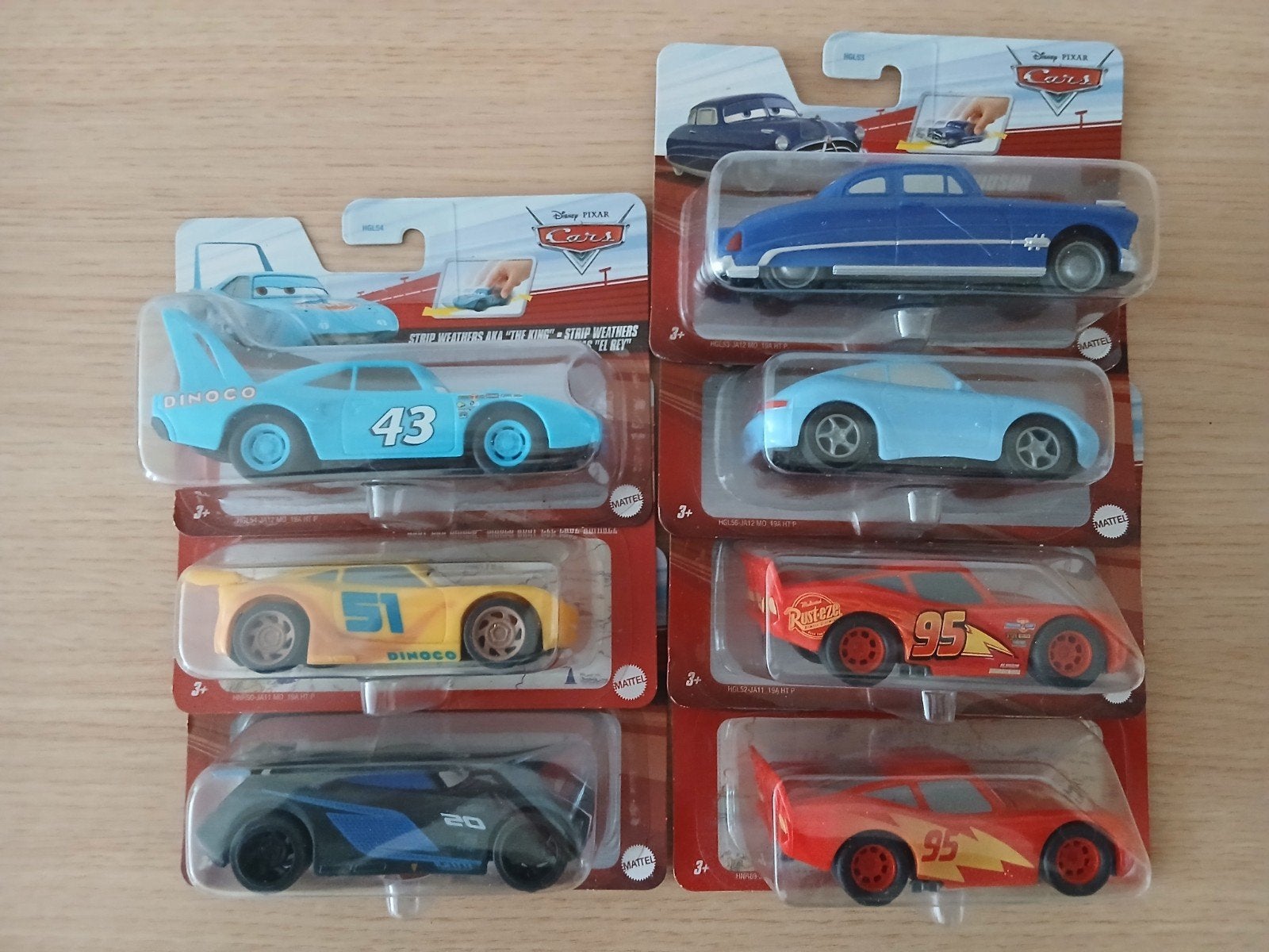 Disney cars  , setje kunststof pullback cars , +- 10 cm, Ophalen of Verzenden, Nieuw