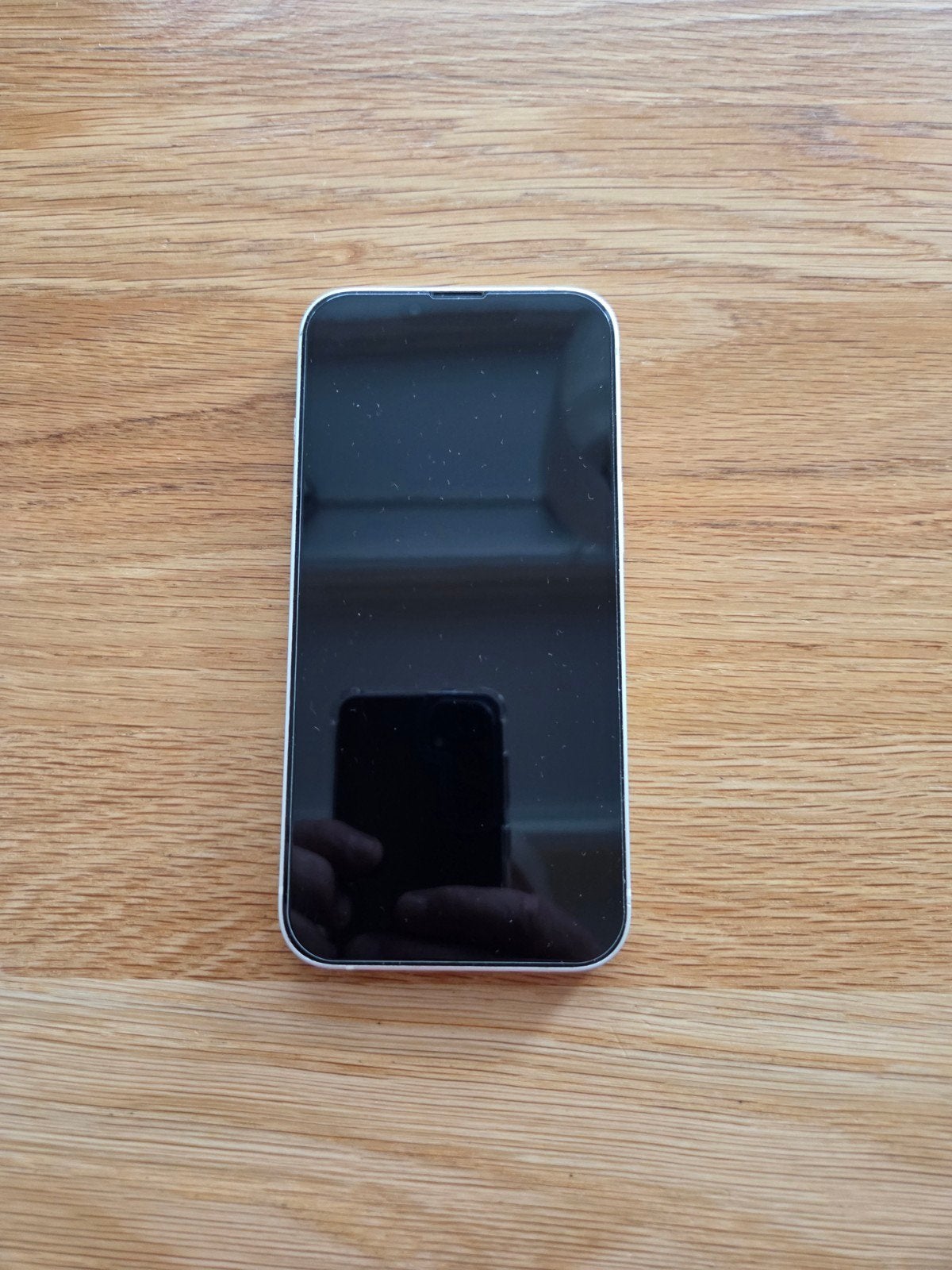 Foto 2 van Apple iPhone 13