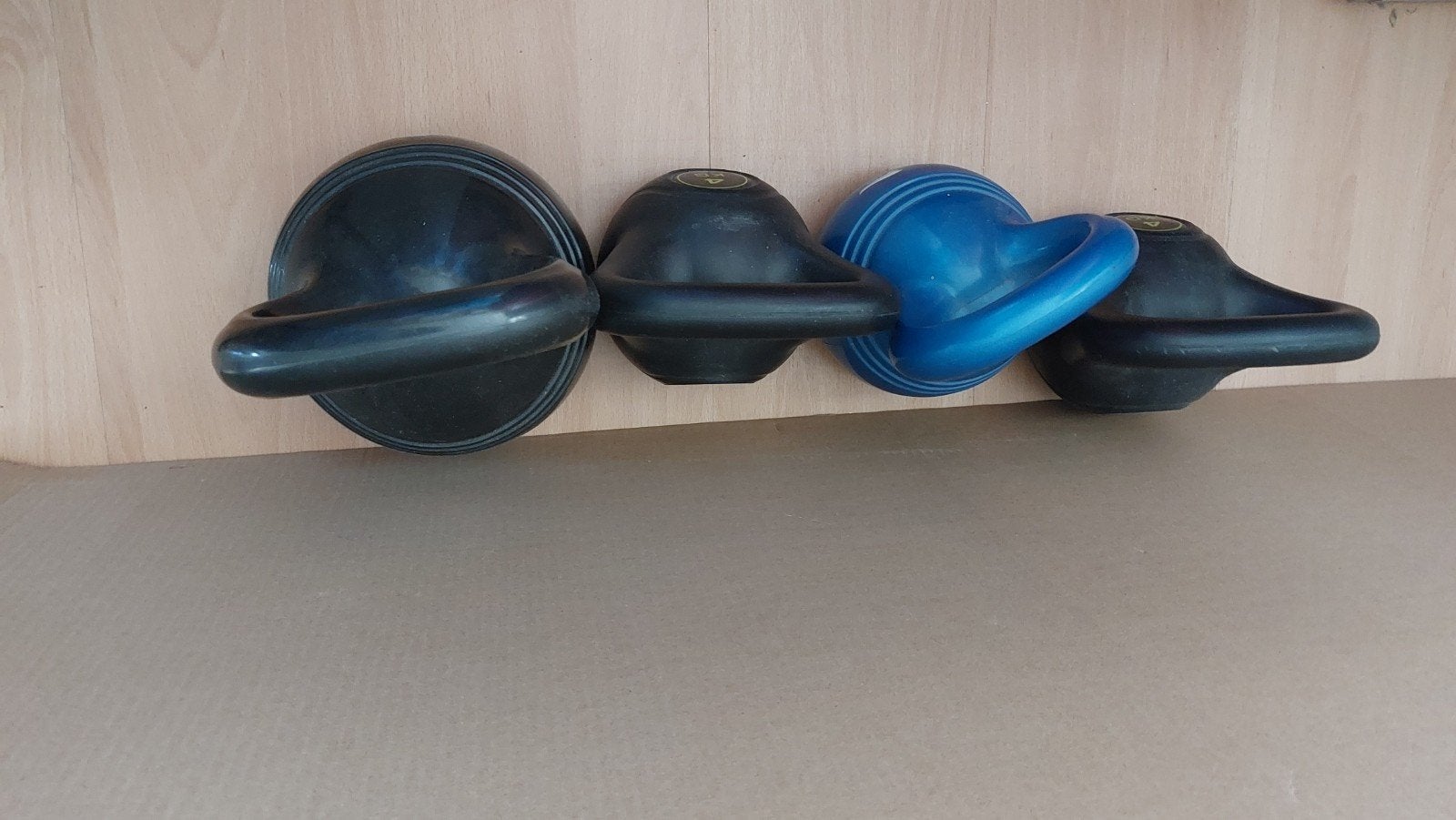 Te koop kettle bel, Sport en Fitness, Fitnessmaterialen, Ophalen of Verzenden, Kettlebell