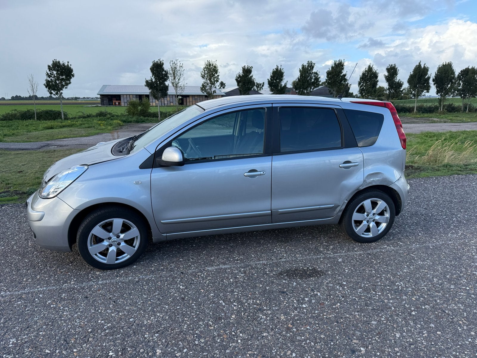 Nissan Note Automaat | Benzine | 169.000 km | Dealer onderh., Auto's, 15 km/l, 750 kg, 4 cilinders, 49 €/maand