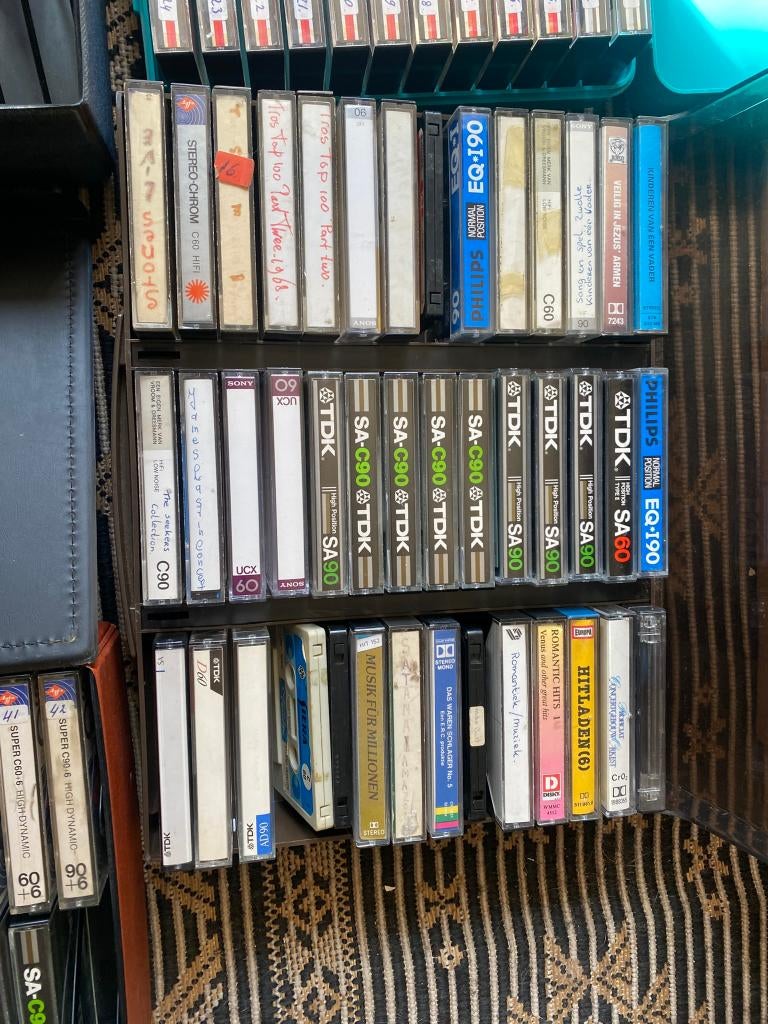 Aantal koffers cassettebandjes, Gebruikt, -, 2 t/m 25 bandjes, Ophalen of Verzenden