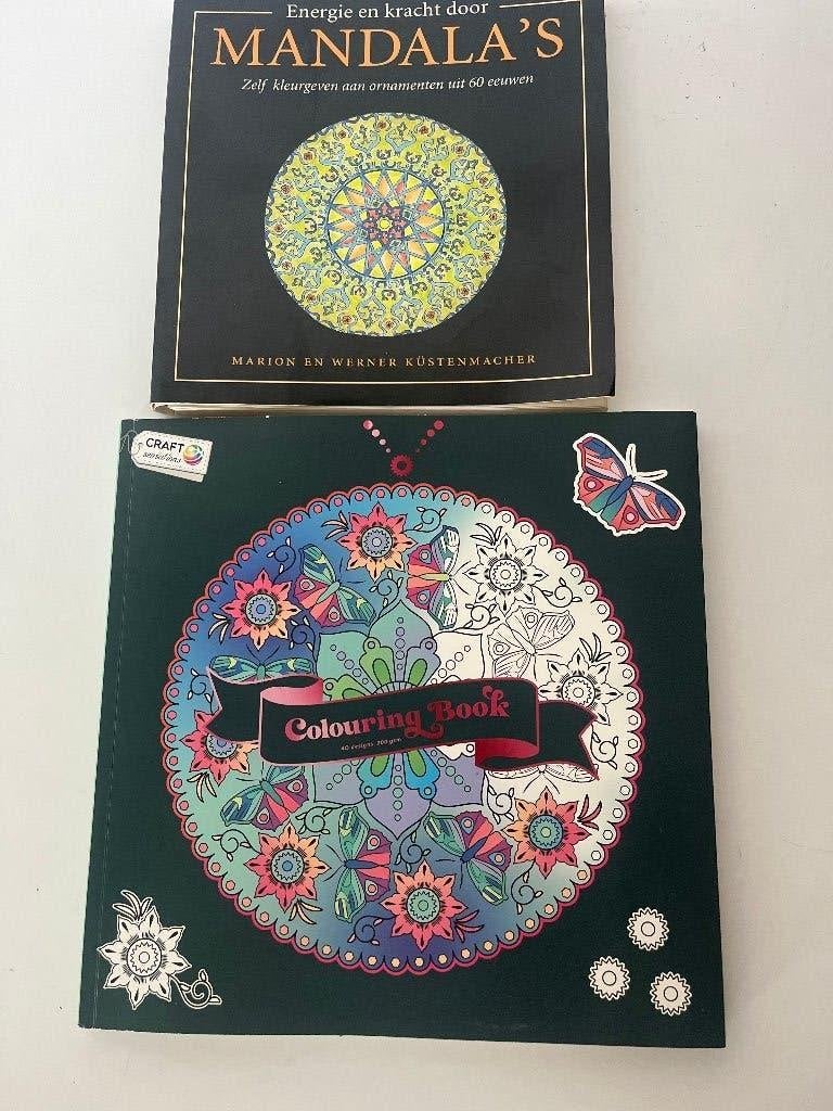 Energie en kracht door Mandala's en Colouringbook, Ophalen of Verzenden, Zo goed als nieuw, Spiritualiteit algemeen, Overige typen