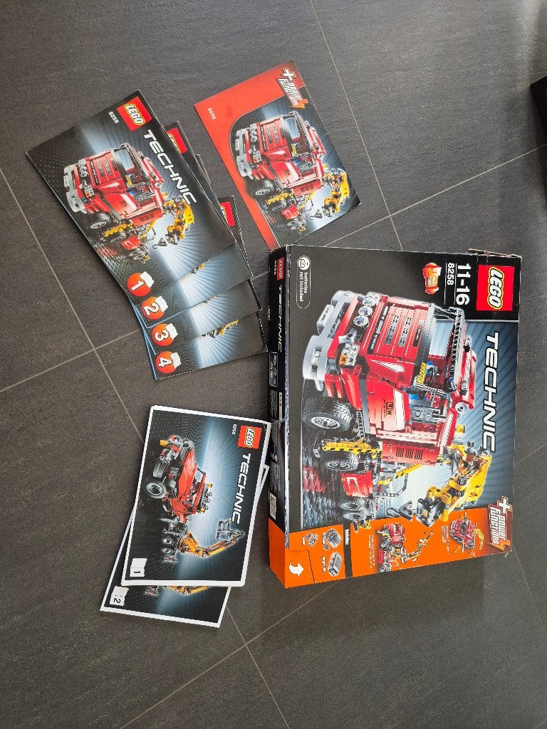 LEGO Technic 8258 - Kraanwagen (Crane Truck) -Complete set!, Kinderen en Baby's, Speelgoed | Duplo en Lego, Compleet, Lego, Ophalen of Verzenden