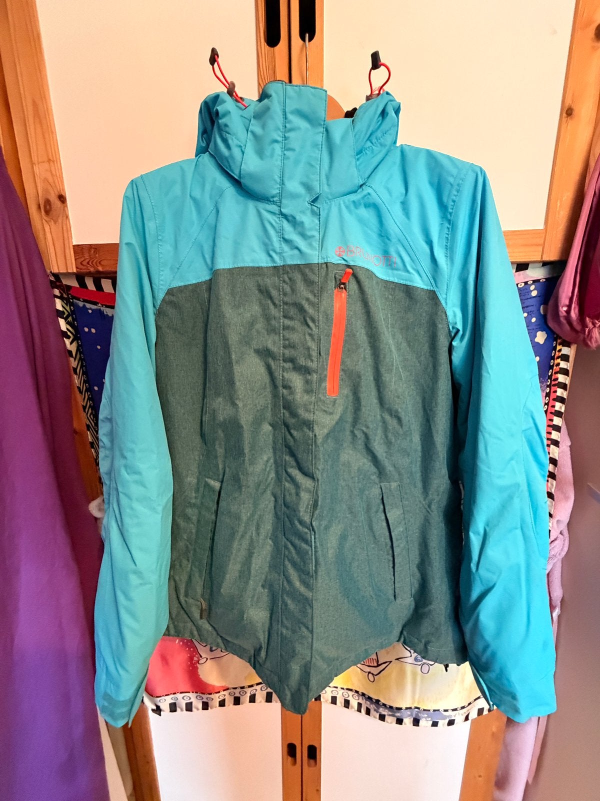 Brunotti dames Winterjas XL als nieuw, Kleding | Dames, Wintersportkleding, Ophalen of Verzenden, Zo goed als nieuw, Jack
