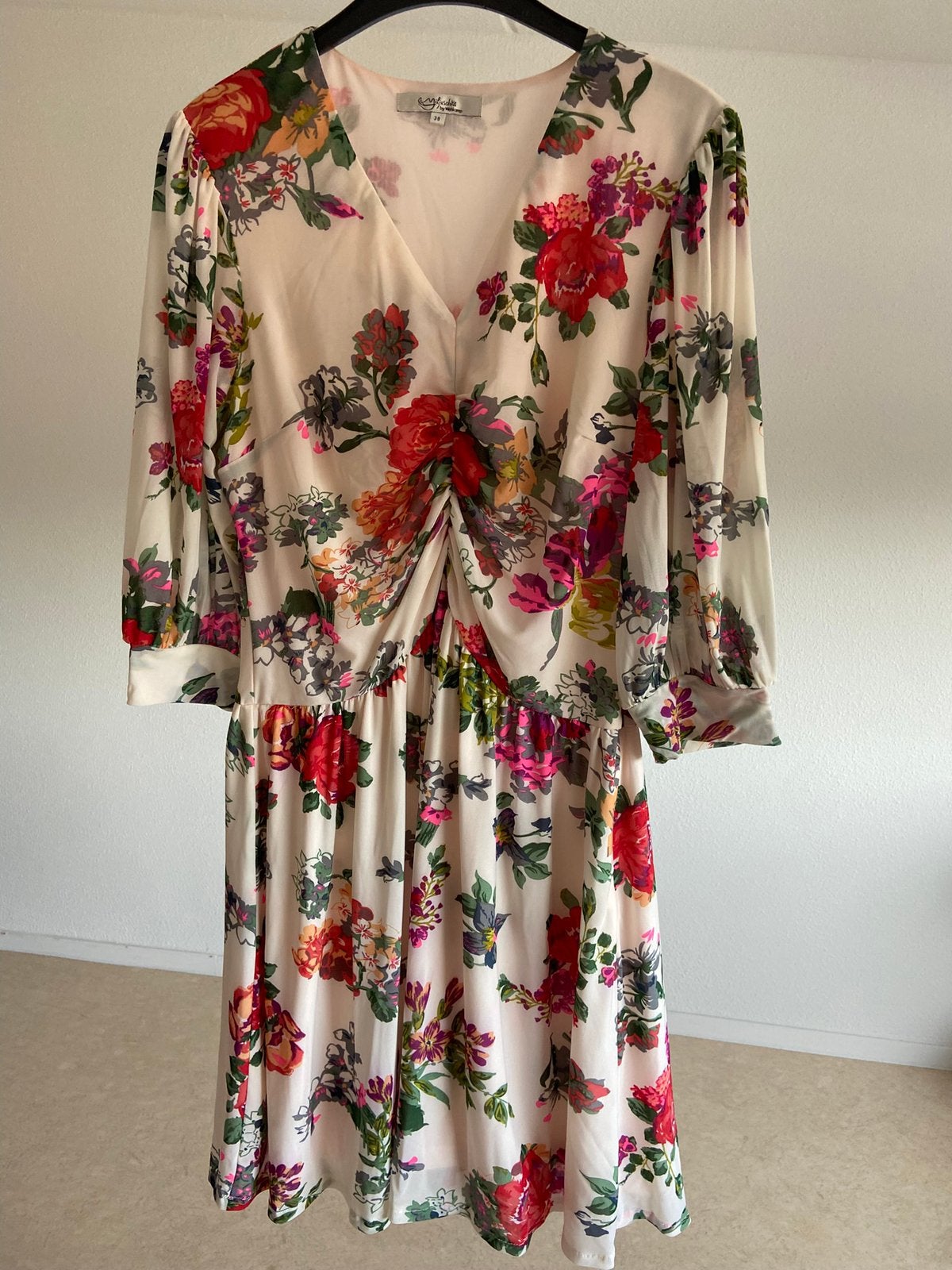 Miljuschka jurk maat 38, Kleding | Dames, Jurken, Ophalen of Verzenden, Zo goed als nieuw, Maat 38/40 (M)