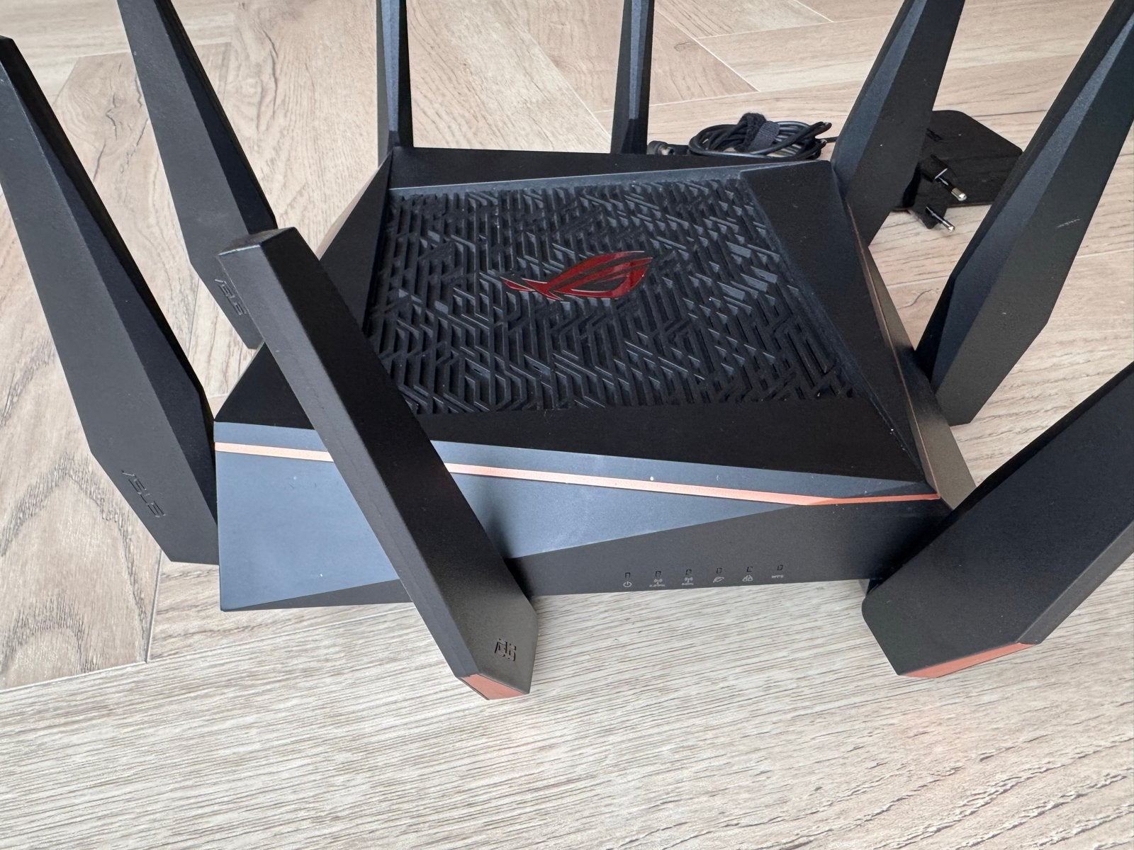 ASUS RT-AC5300 Gaming Router - Tri-Band WiFi & RT-AC68u, Ophalen of Verzenden, Gebruikt, Router