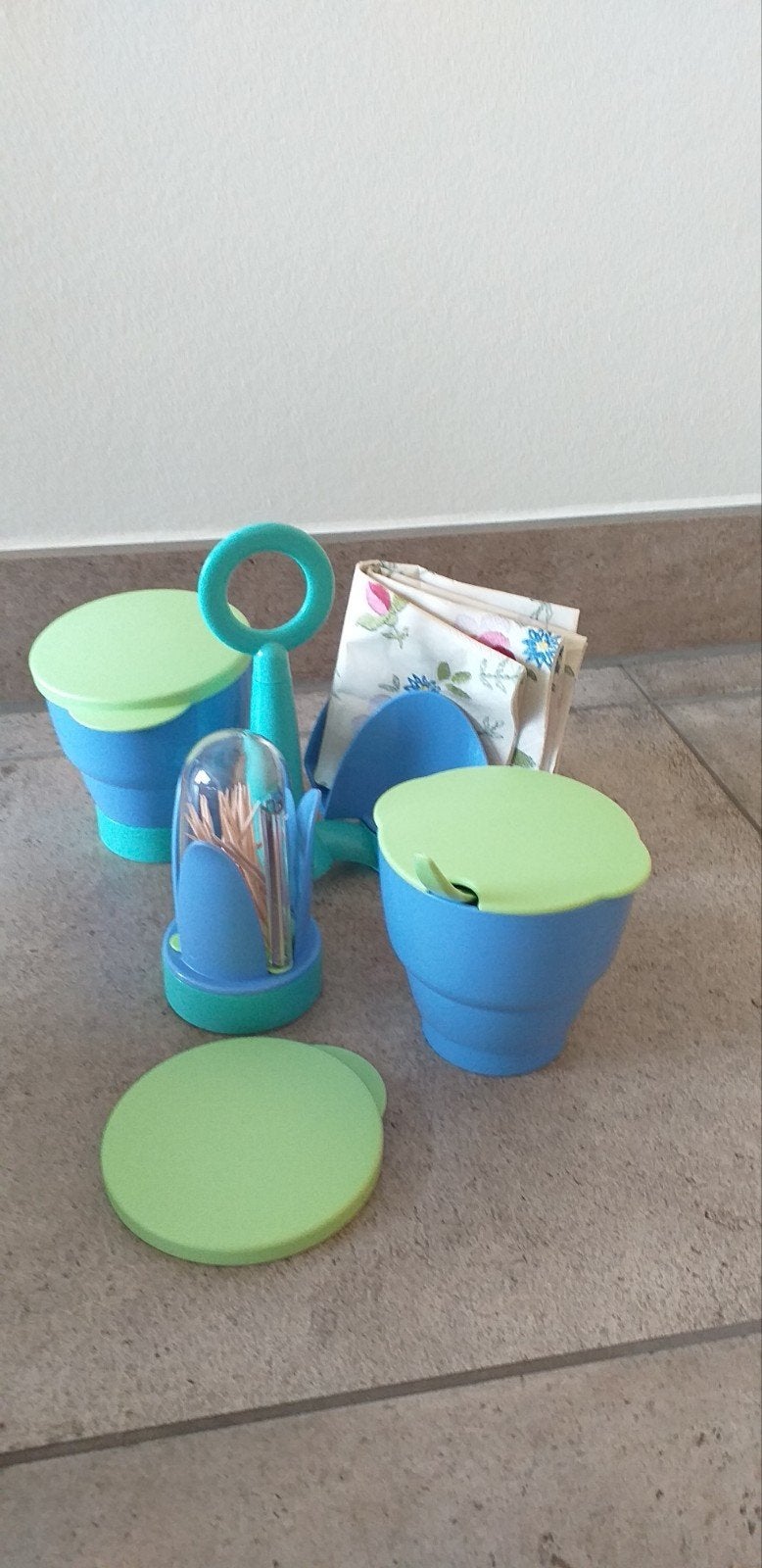 Tupperware trendy tafelcarrousel, party tafeltrio, preludio, Blauw, Overige typen, Nieuw, Ophalen of Verzenden