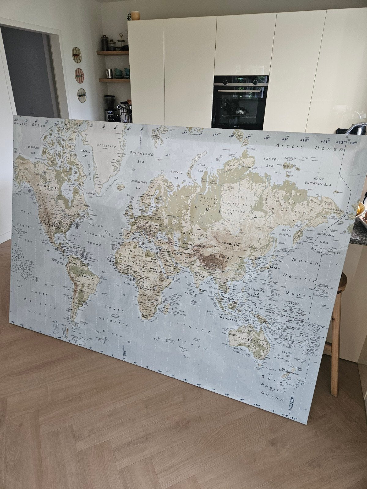 Grote Wereldkaart Ikea Canvas - Gedetailleerd en Decoratief, Gebruikt, Fysische wereldbol, Overige materialen, Ophalen