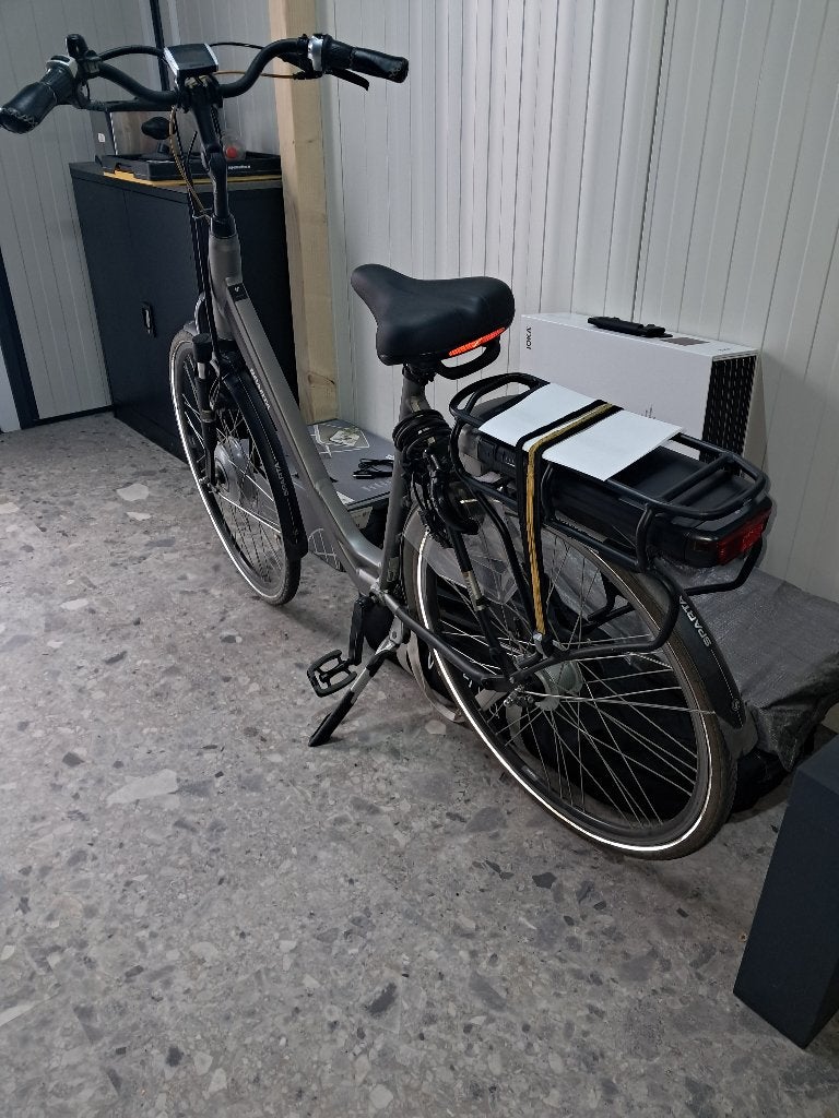 Elektrische dames fiets, Ophalen, Sparta, Gebruikt, Versnellingen