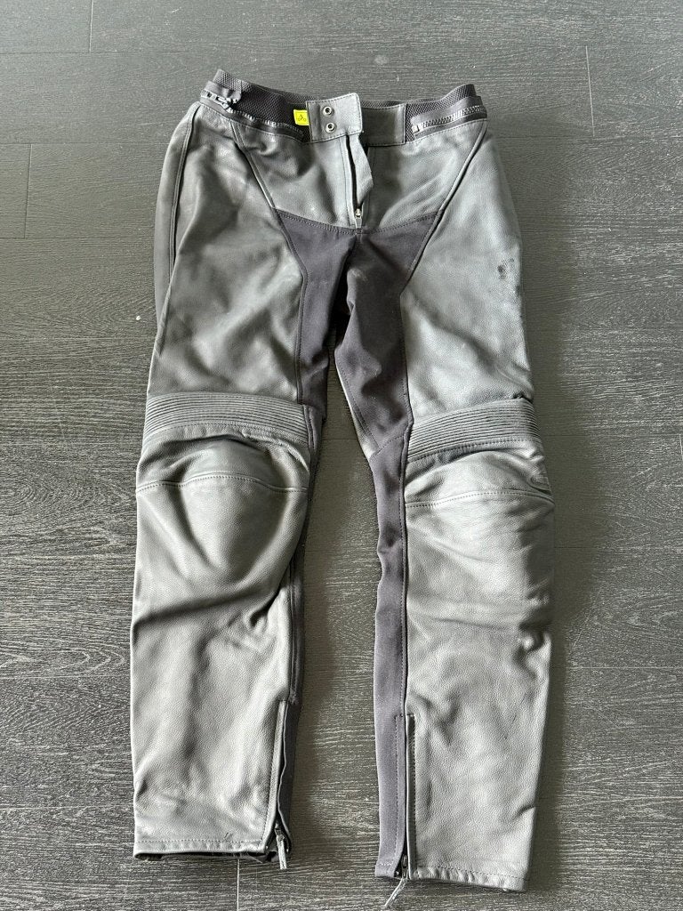 IXON Hawk_ Leather Motorcycle pants / SIZE L, Ophalen, Broek | leer, Heren, Ixon
