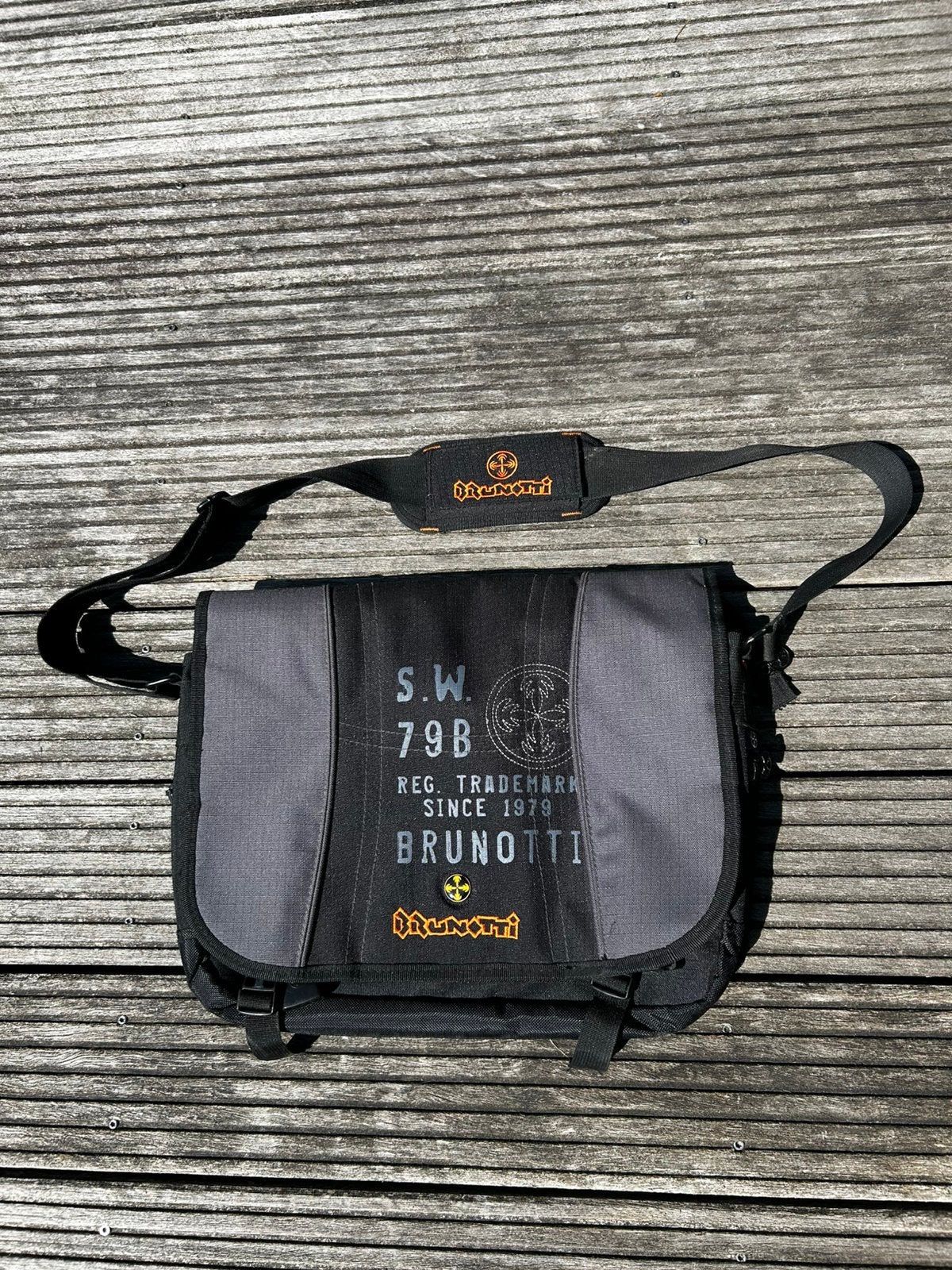 Brunotti school / laptop tas, Ophalen of Verzenden, Zo goed als nieuw