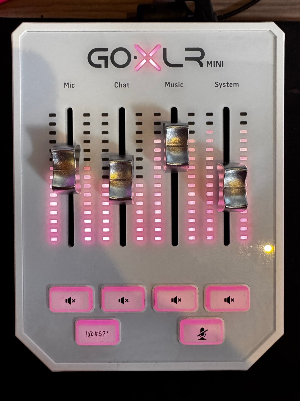 TC HELICON GoXLR Mini Wit, Ophalen of Verzenden, Zo goed als nieuw, Minder dan 5 kanalen, Microfooningang