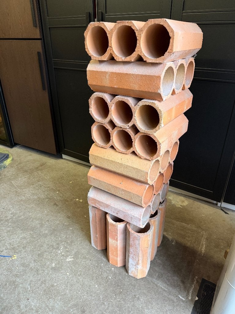 terracotta wijnrek stapelbaar 10 stuks voor 3 flessen p stuk, Huis en Inrichting, Woonaccessoires | Wijnrekken, Ophalen, Overige materialen