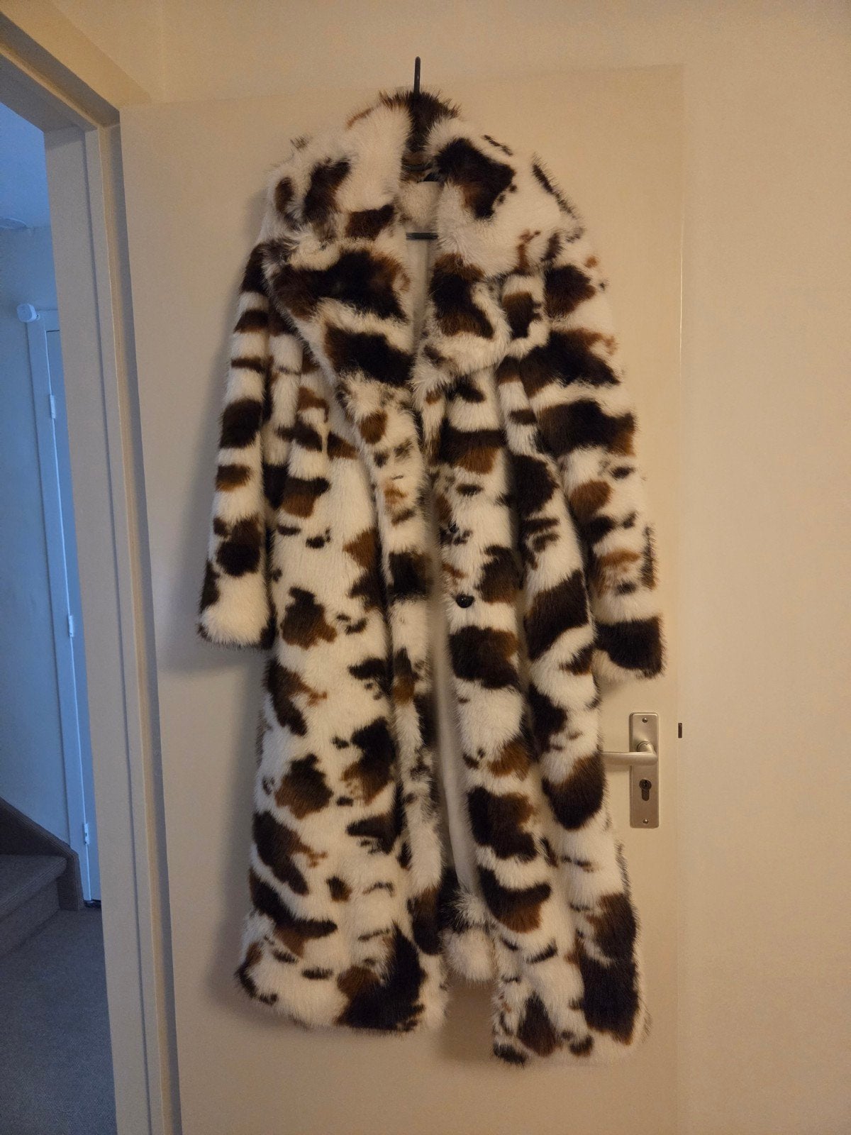 Lange bontjas met koeienprint - Maat M, Ophalen, Zo goed als nieuw, Maat 38/40 (M), Meerkleurig