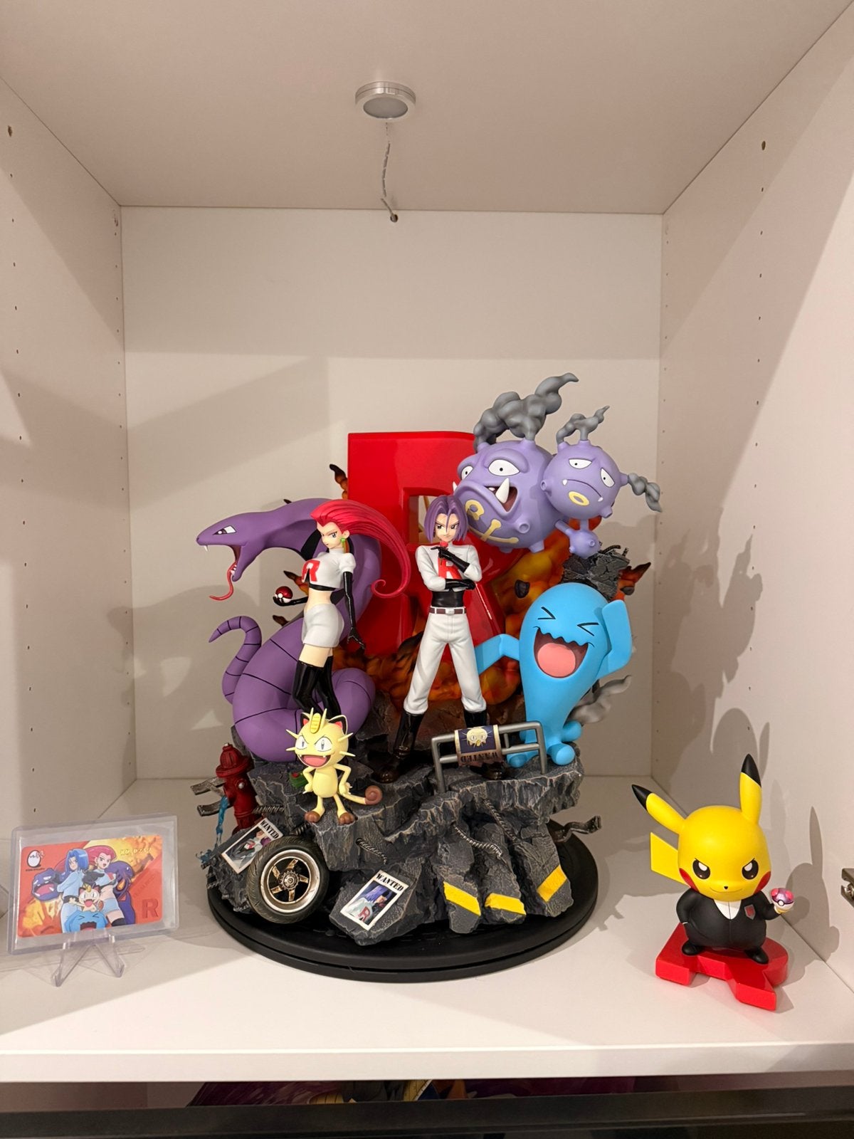 Egg Studio Team Rocket Pokémon resin statue, Ophalen of Verzenden, Zo goed als nieuw