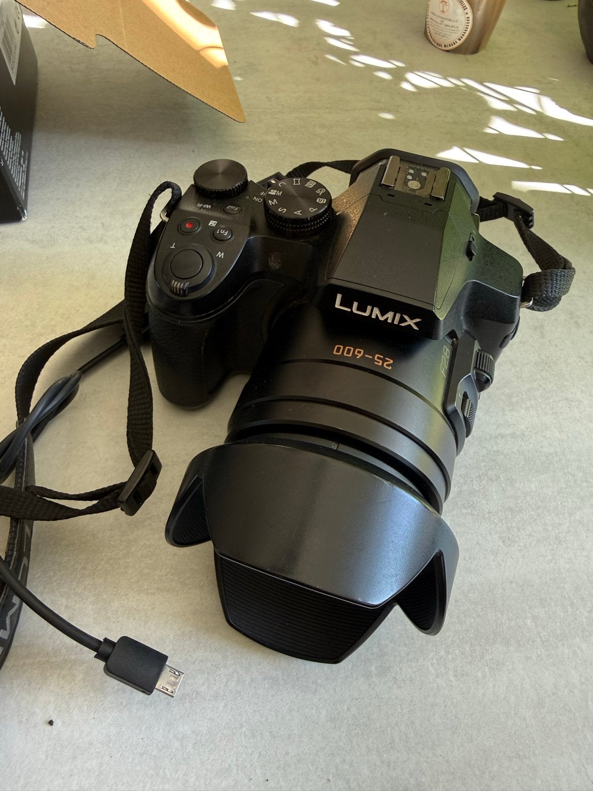 Panasonic Lumix DMC-FZ300 4K Bridgecamera inclusief tas, Panasonic, Beeldstabilisatie, Ophalen of Verzenden, Zo goed als nieuw
