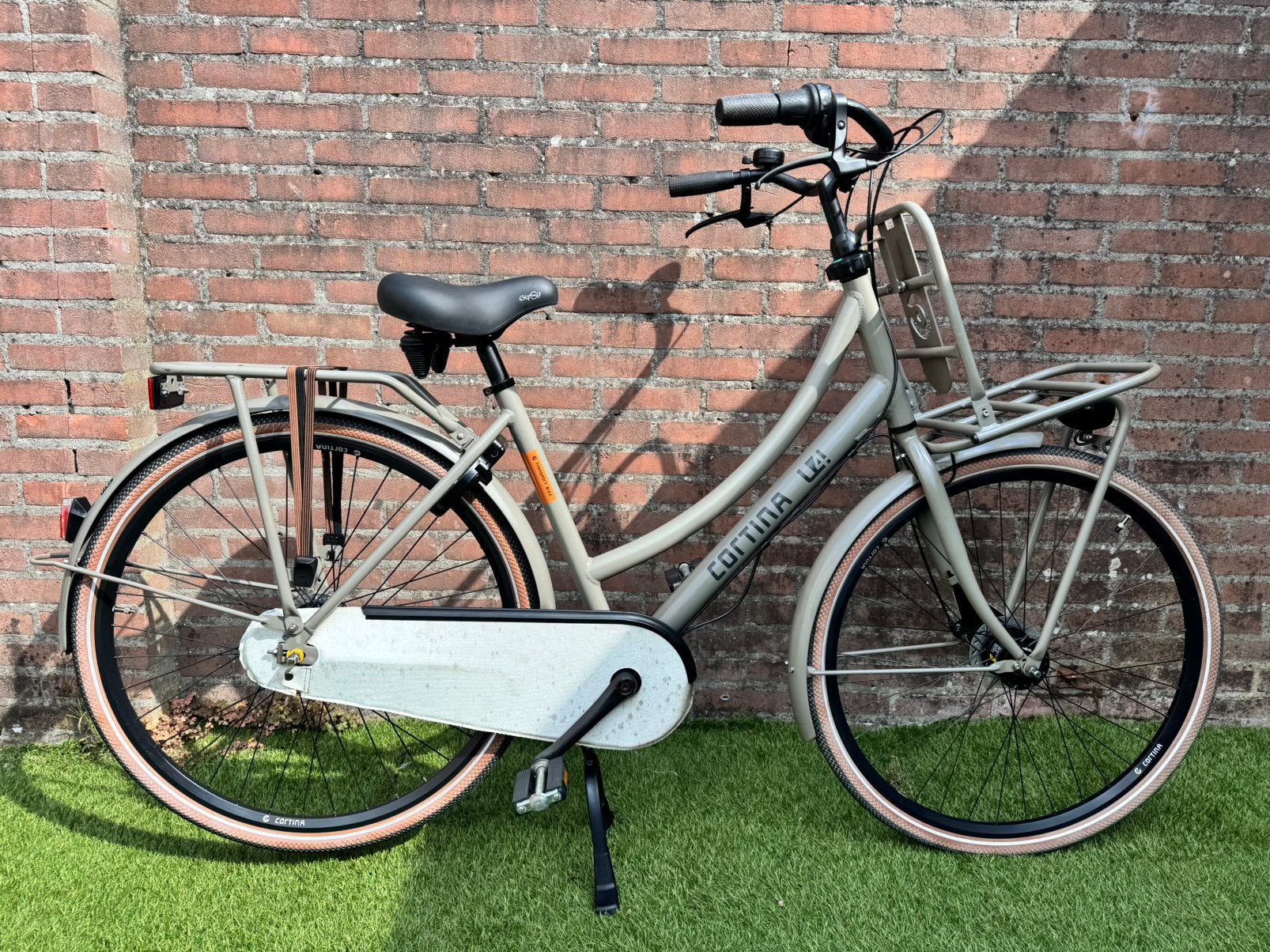 Cortina u4 transporter fiets 28 inch frame 50’  quartz grey, Fietsen en Brommers, (Extra) lage instap, Zo goed als nieuw, 50 tot 53 cm