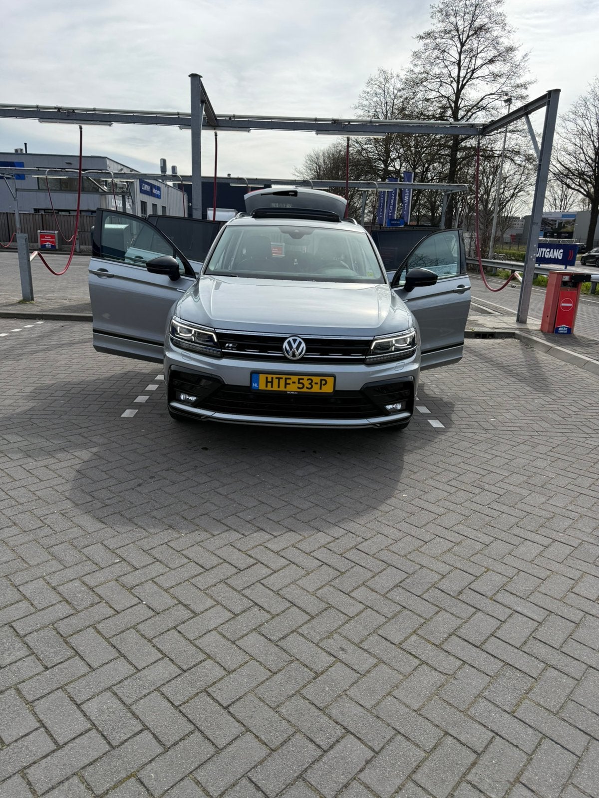 Volkswagen Tiguan 1.5 TSI 150pk 2020 Grijs, 4 cilinders, Leder, Particulier, 750 kg