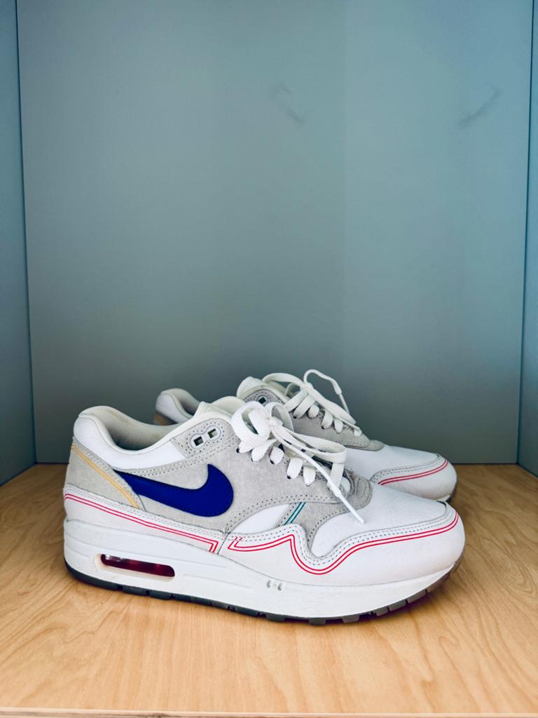 Nike Air Max 1 Centre Pompidou Day - Maat 40, Wit, Ophalen of Verzenden, Sneakers of Gympen, Zo goed als nieuw