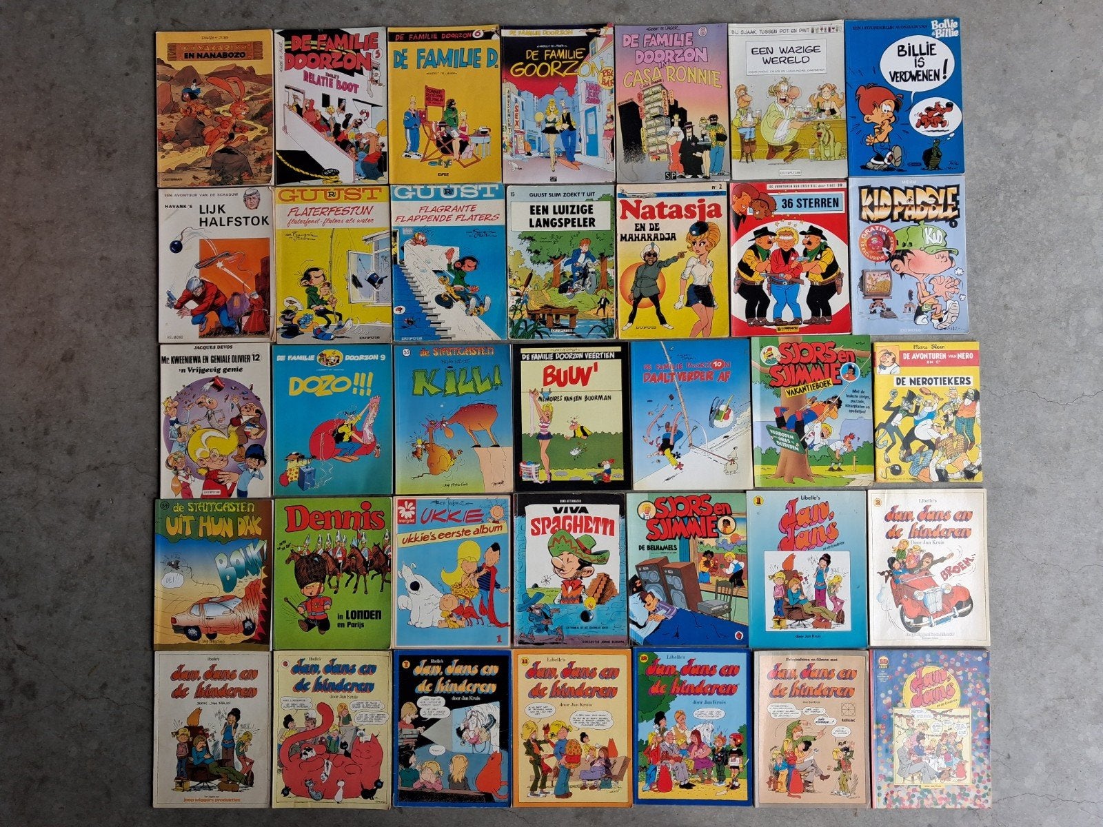 Diverse Strips 35x - Alles voor €5, Complete serie of reeks, Ophalen of Verzenden, Gelezen