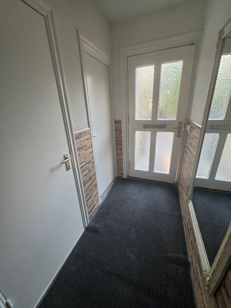 6 kamers te huur in een handig locatie in Amsterdam, Huizen en Kamers, Kamers te huur, 50 m² of meer, Amsterdam