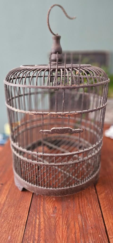 Antiek houten vogelkooitje - Decoratief en charmant, Ophalen of Verzenden