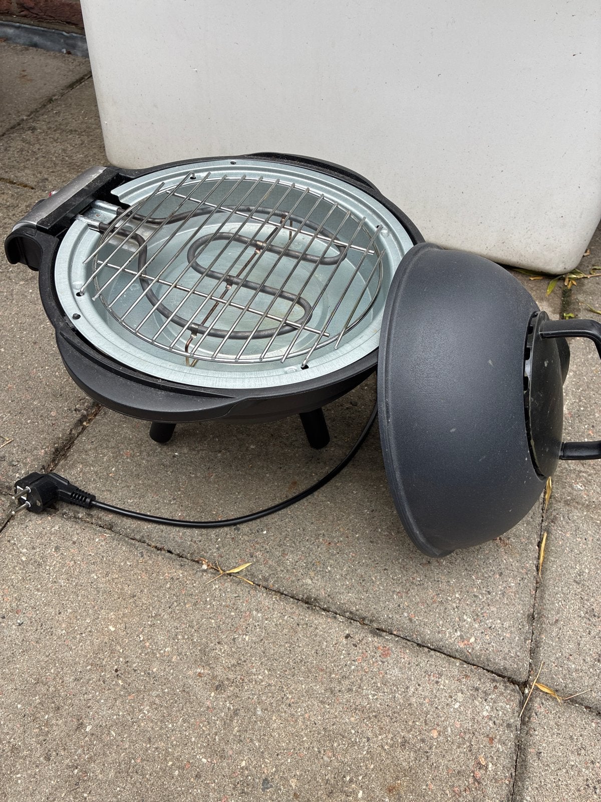 Nice Cooker Elektrische BBQ met deksel, Ophalen of Verzenden, Gebruikt