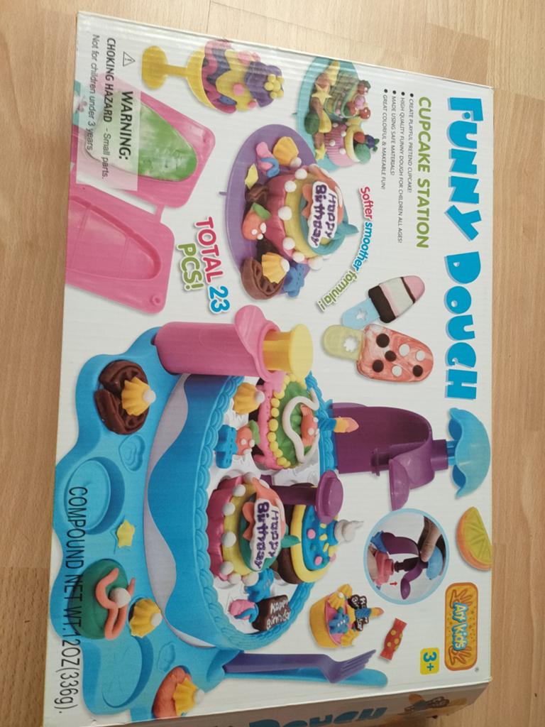 Te koop vormpjes en attributen om met klei te spelen, Ophalen of Verzenden, 10 tot 50 stukjes, Gebruikt
