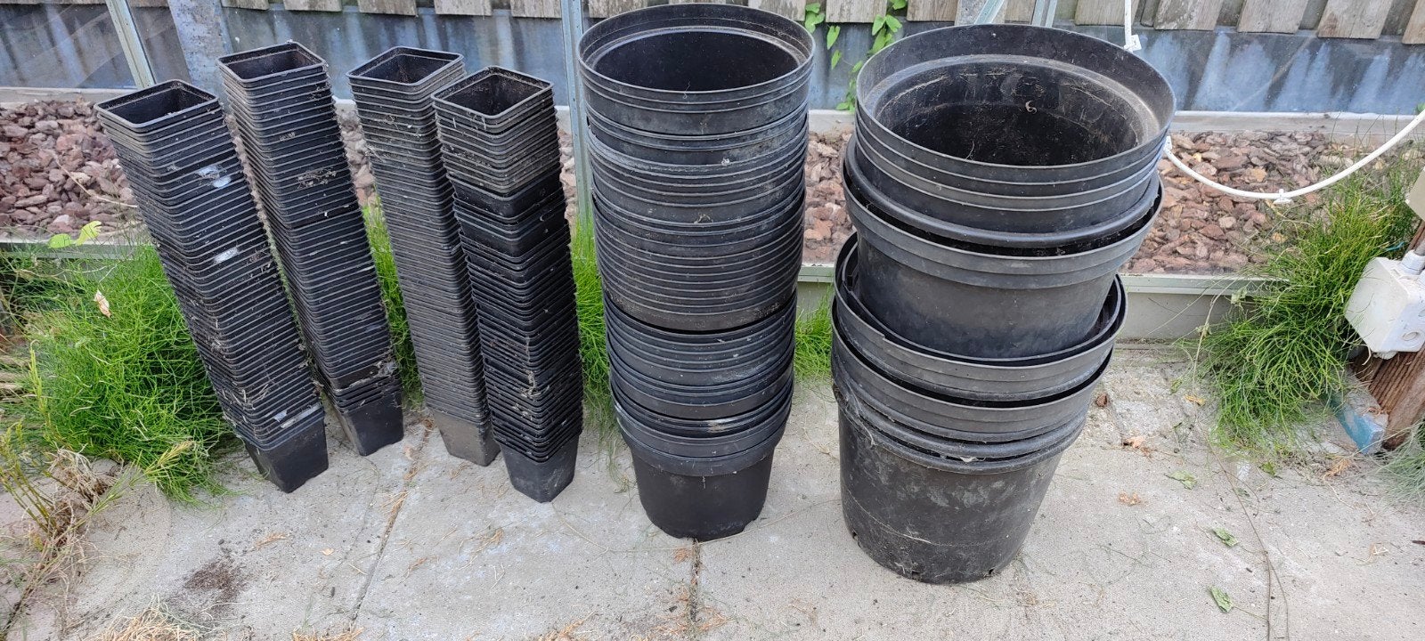 kweekpotten P9, 5 liter en 10 - 12 liter, Ophalen, Kunststof, Gebruikt, Rond