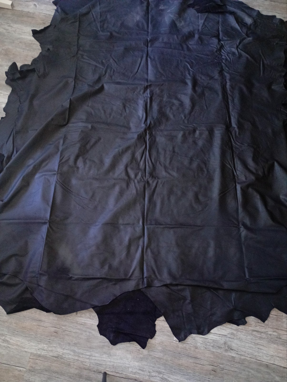Foto 6 van 4 Zwarte Top Grain Luxe Automotive leren Huid matching color