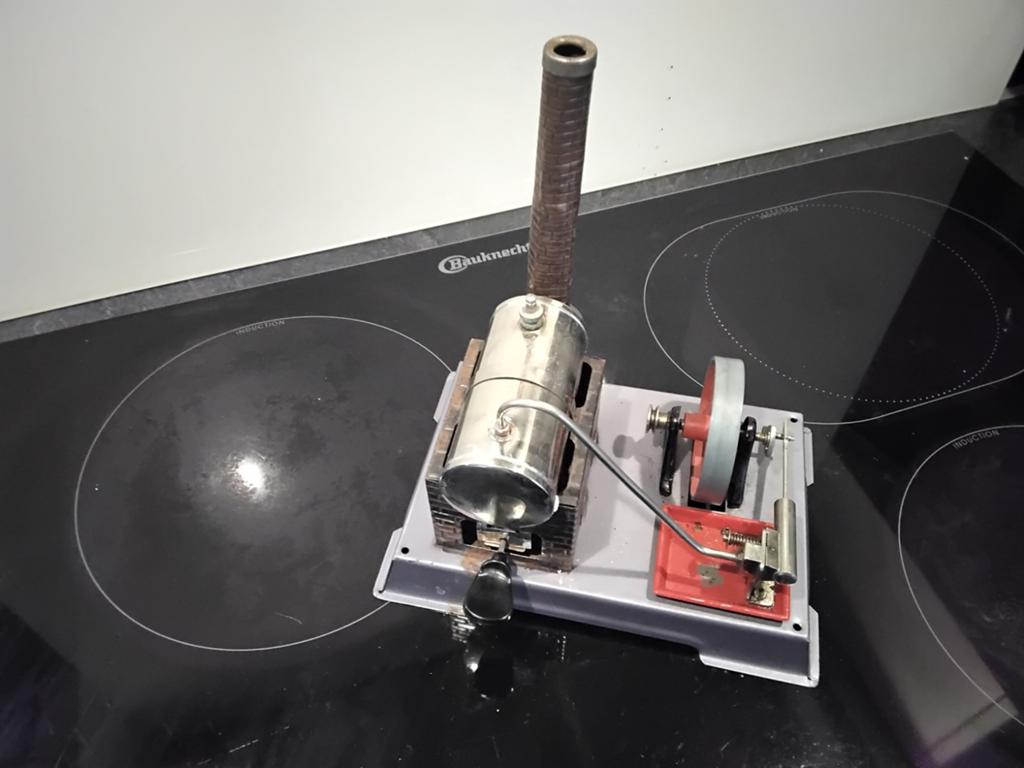 Vintage Wilesco D5 Stoommachine - Werkend Model, Ophalen of Verzenden, Zo goed als nieuw