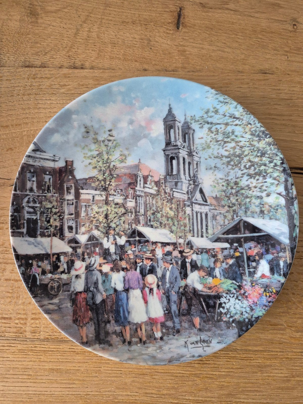 Royal Mosa 'Het Amsterdamse Waterlooplein' sierbord, Ophalen