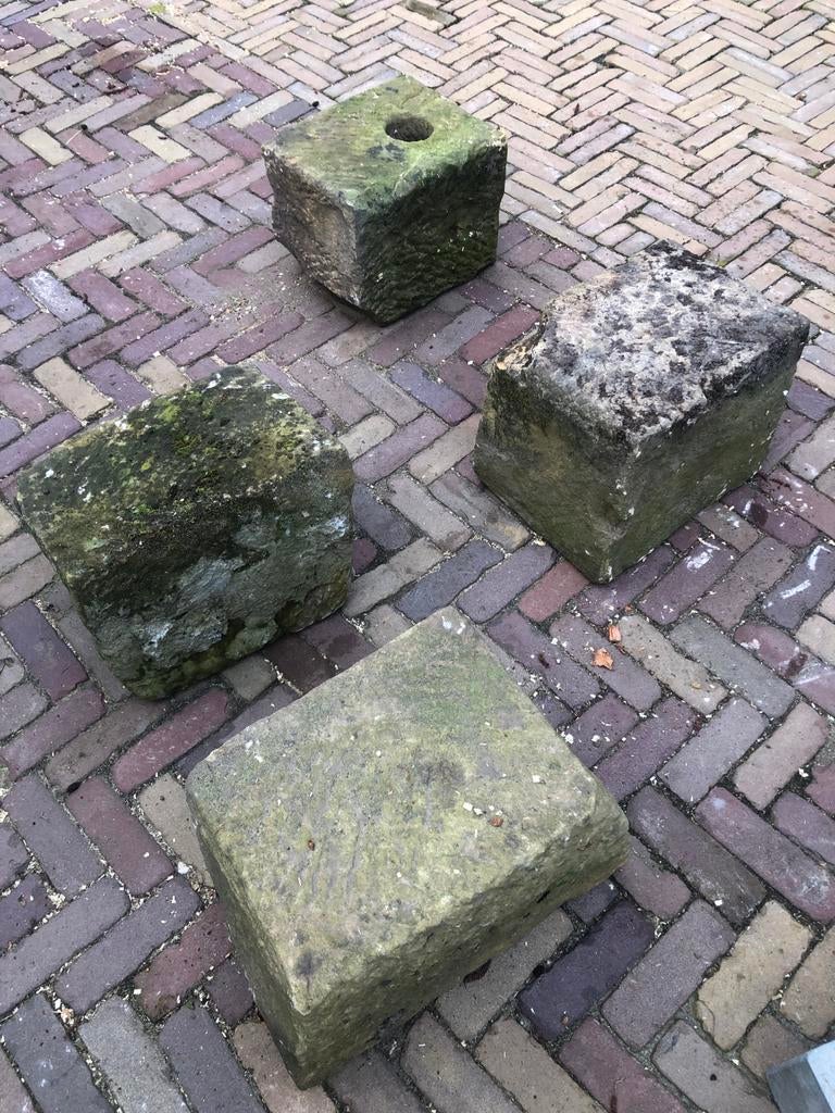 4 Bentheimer zandsteen blokken, Tuin en Terras, Ophalen of Verzenden, Gebruikt, Grijs, Kei