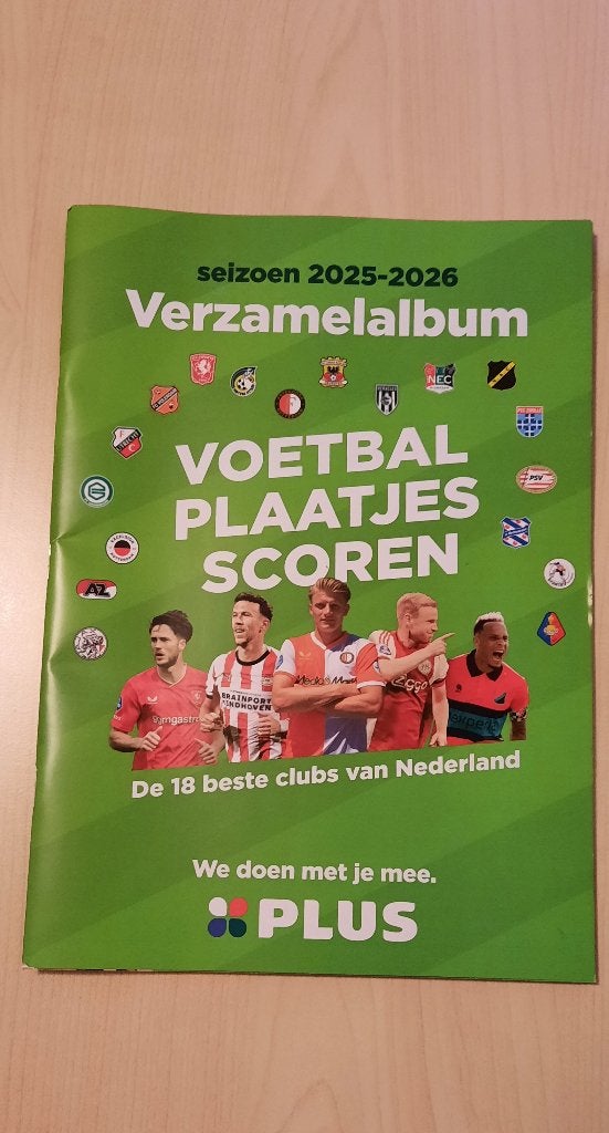 PLUS VOETBALPLAATJES > NIEUW ALBUM + 140 PLAATJES + TATTOOS, Verzamelen, Supermarktacties, Plus, Ophalen of Verzenden