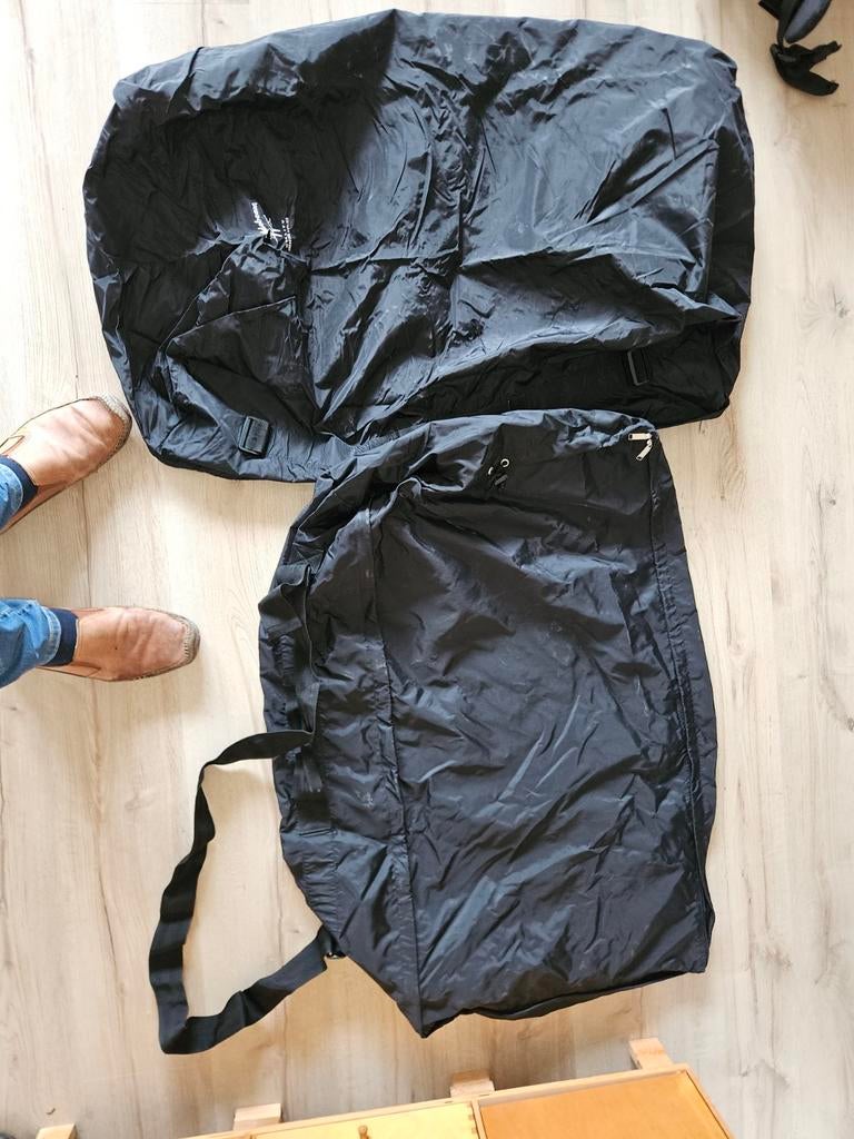 2 zwarte rugzak beschermtassen voor al je gaat vliegen, Ophalen, Overige merken
