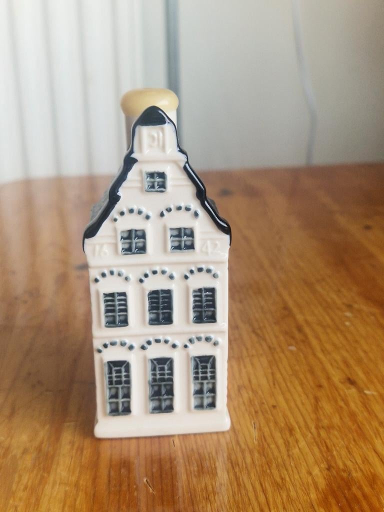 KLM huisje nummer 17, Verzamelen, KLM Huisjes, Ophalen of Verzenden, Zo goed als nieuw, 1 t/m 20, Gevuld