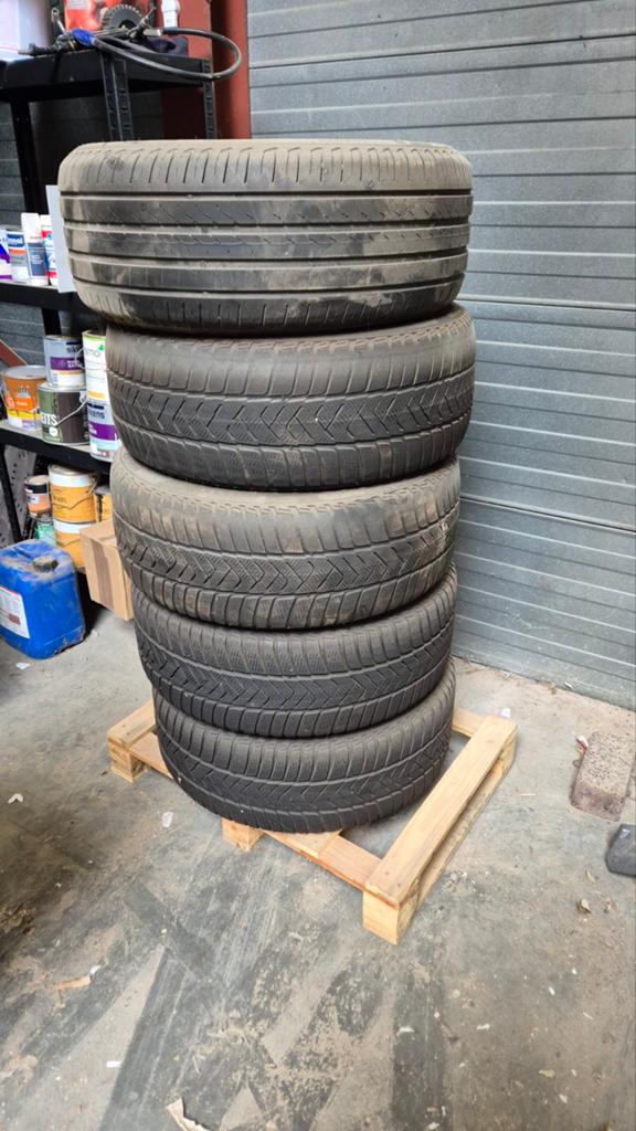 3 sets velgen met zomer en winter banden peugeot en mercedes, Auto-onderdelen, Banden en Velgen, Ophalen, 18 inch, Banden en Velgen